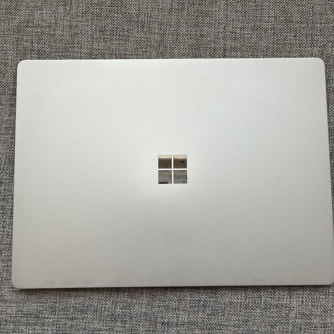 Microsoft Surface Laptop 2 シルバー 128GB