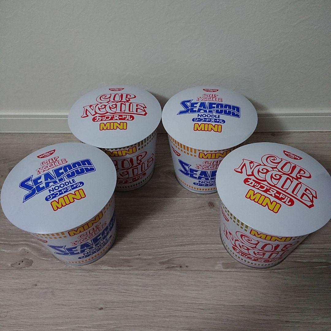 アミューズメント景品 カップヌードルじゃがりこ詰め合わせセットＵ アミューズメント景品 カップヌードルじゃがりこ詰め合わせセットU