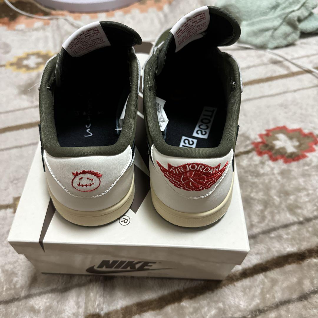travis エアジョーダン1 LOW OG SP