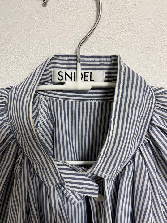 SNIDEL ボリュームスリーブレイヤードシャツブラウス - メルカリ