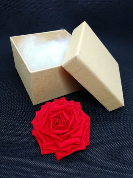 薔薇の髪飾り クリップ＆ブローチ  つまみ細工 着物 振袖 髪飾り