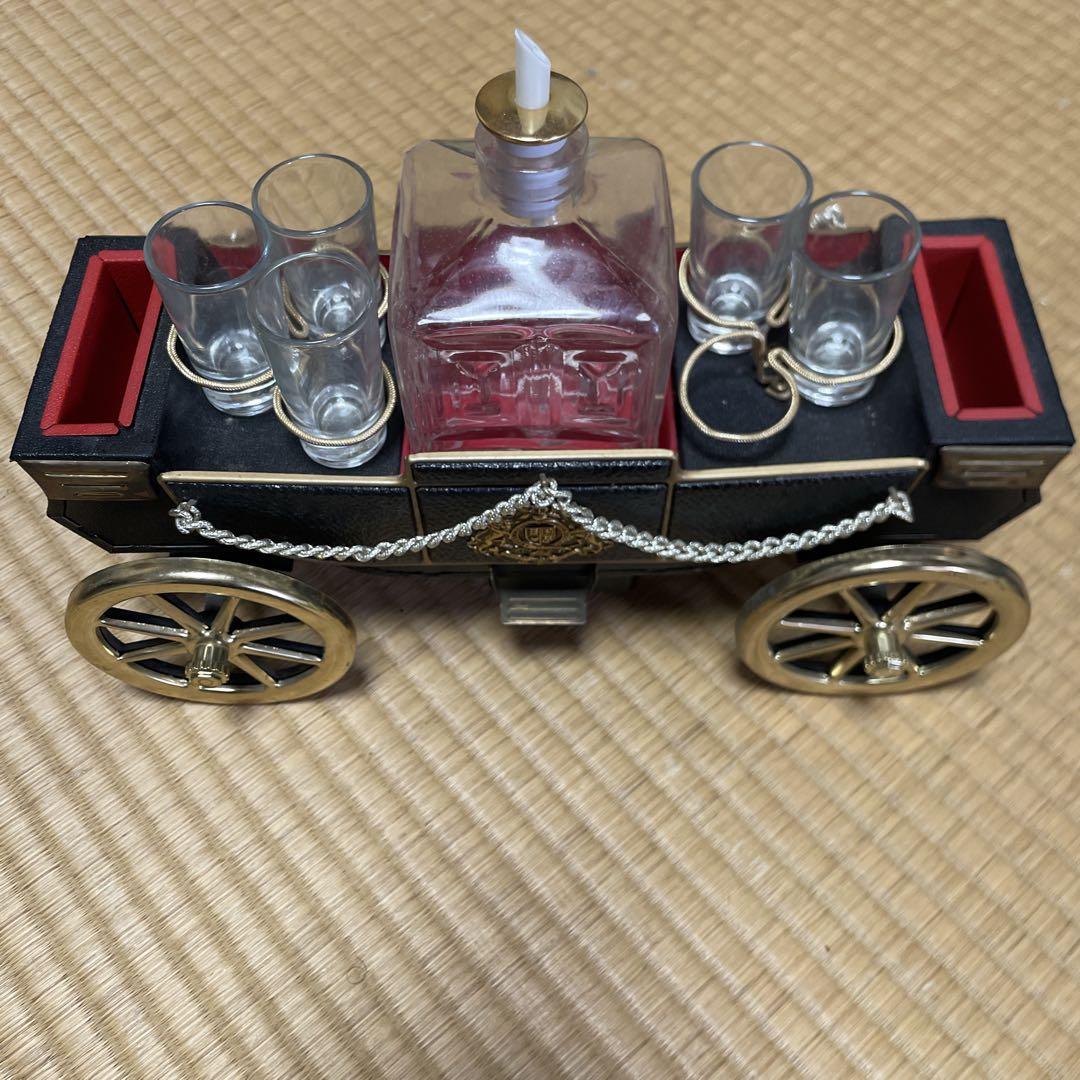 アンティーク　キャリッジ型オルゴール酒器置きセット