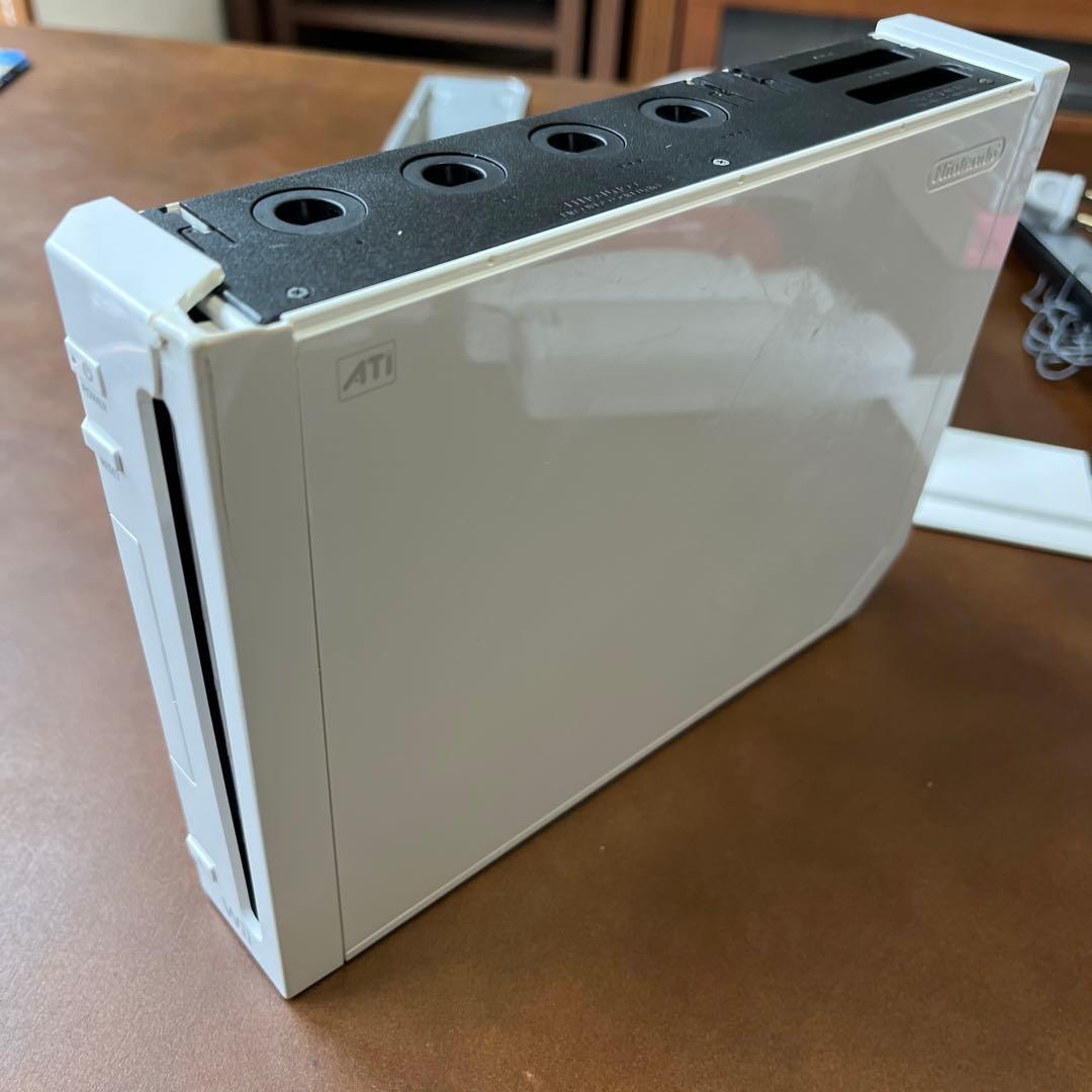 本体