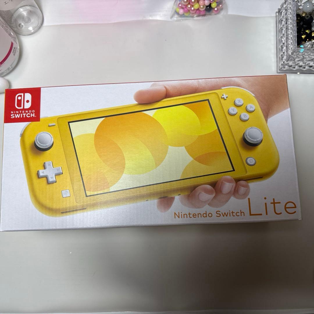 Nintendo Switch Lite イエロー