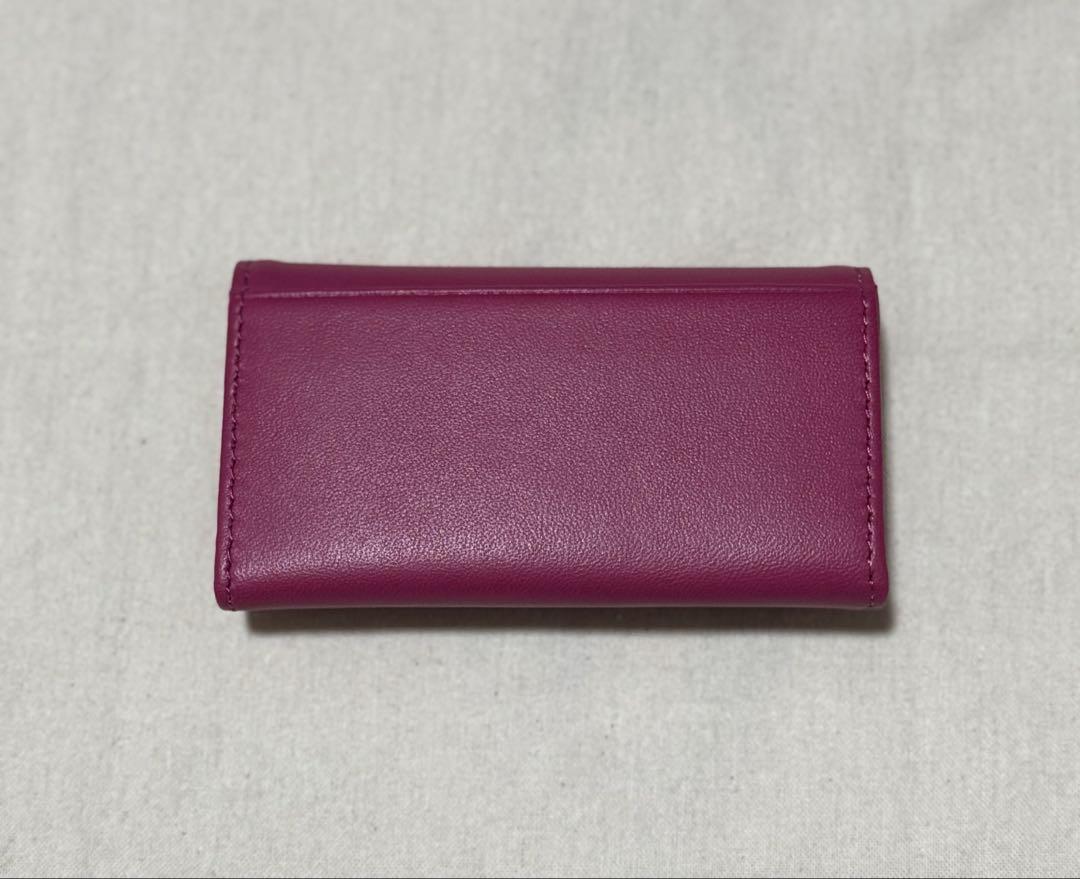 【新品未使用】Paul Smith ピンク レザー キーケース 花柄内装 箱付き 新品未使用】Paul Smith ピンク レザー キーケース 花柄内装 箱