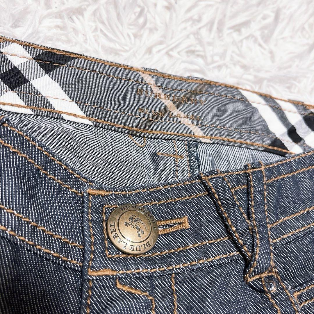 BURBERRY BLUE LABEL デニム ショート パンツ チェック 刺繍 BURBERRY BLUE LABEL デニム ショート パンツ チェック 刺繍