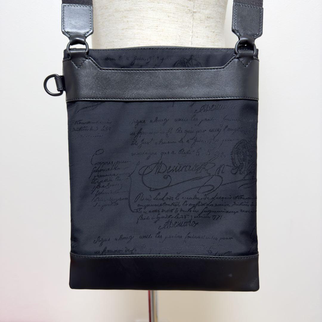 定価28.2万円 ベルルッティ
