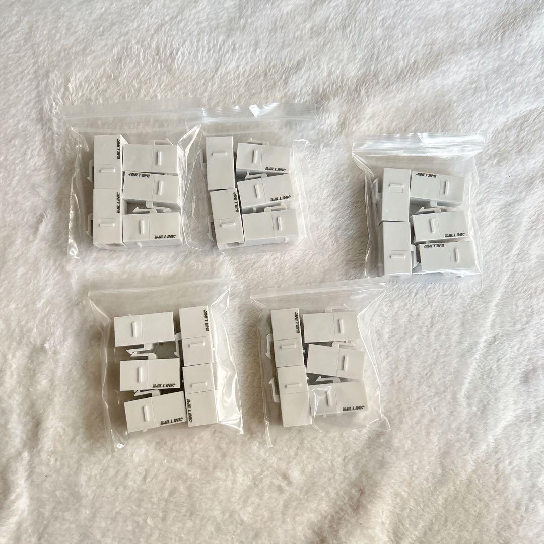 25個パック、メス-メス Cat6 キーストーンジャック ホワイト