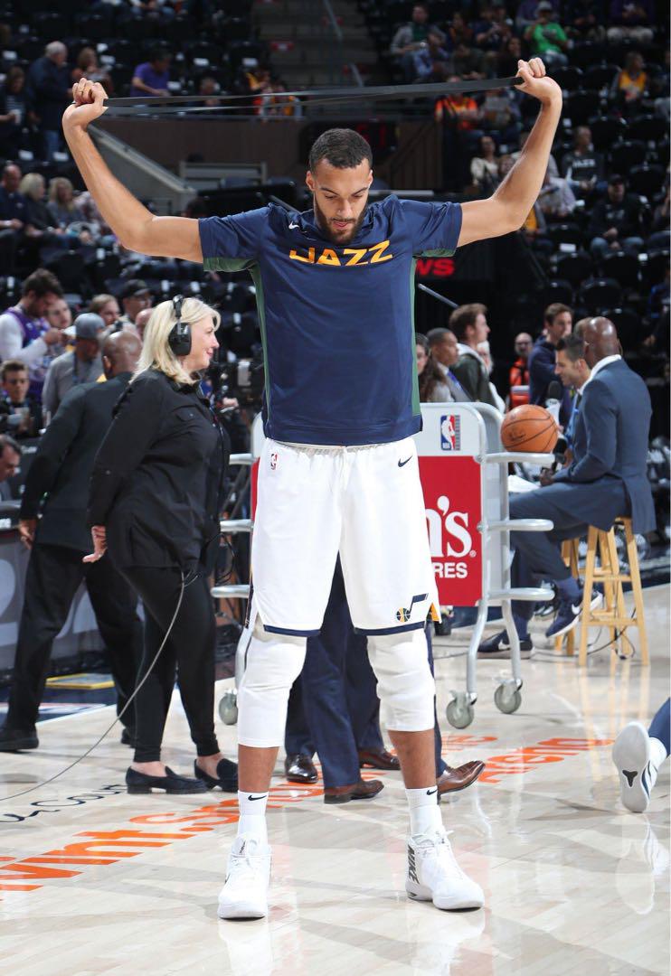 ユタジャズナイキNBA19シーズン選手支給品UsedワームアップシャツMサイズ
