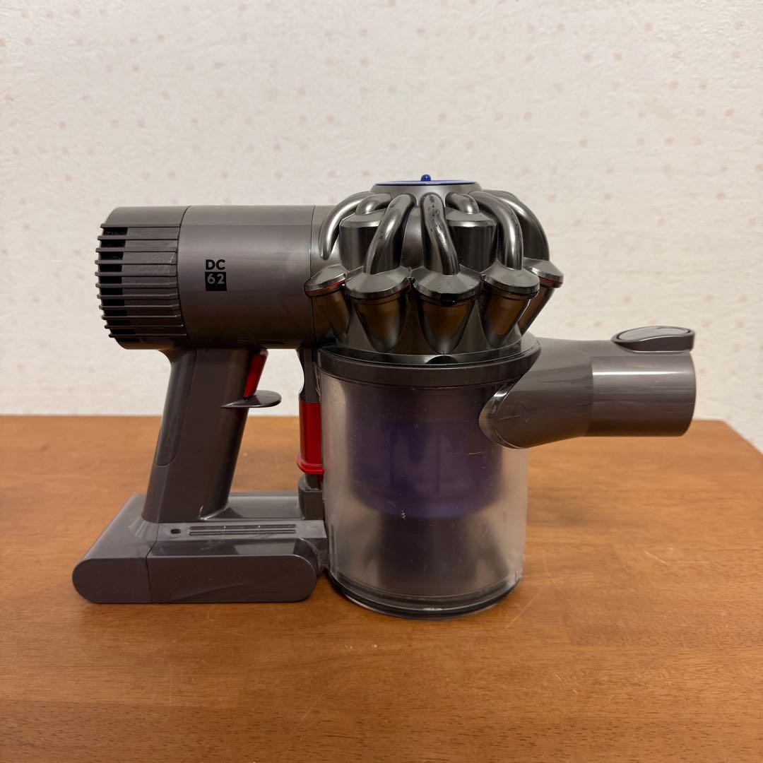 ● 良品 Dyson DC62 コードレス掃除機