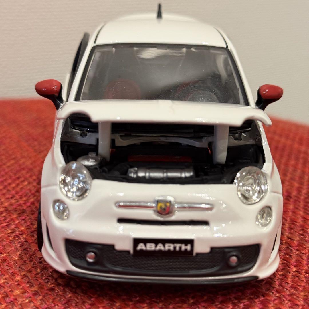 Burago 1/24 アバルト 500 エッセエッセ