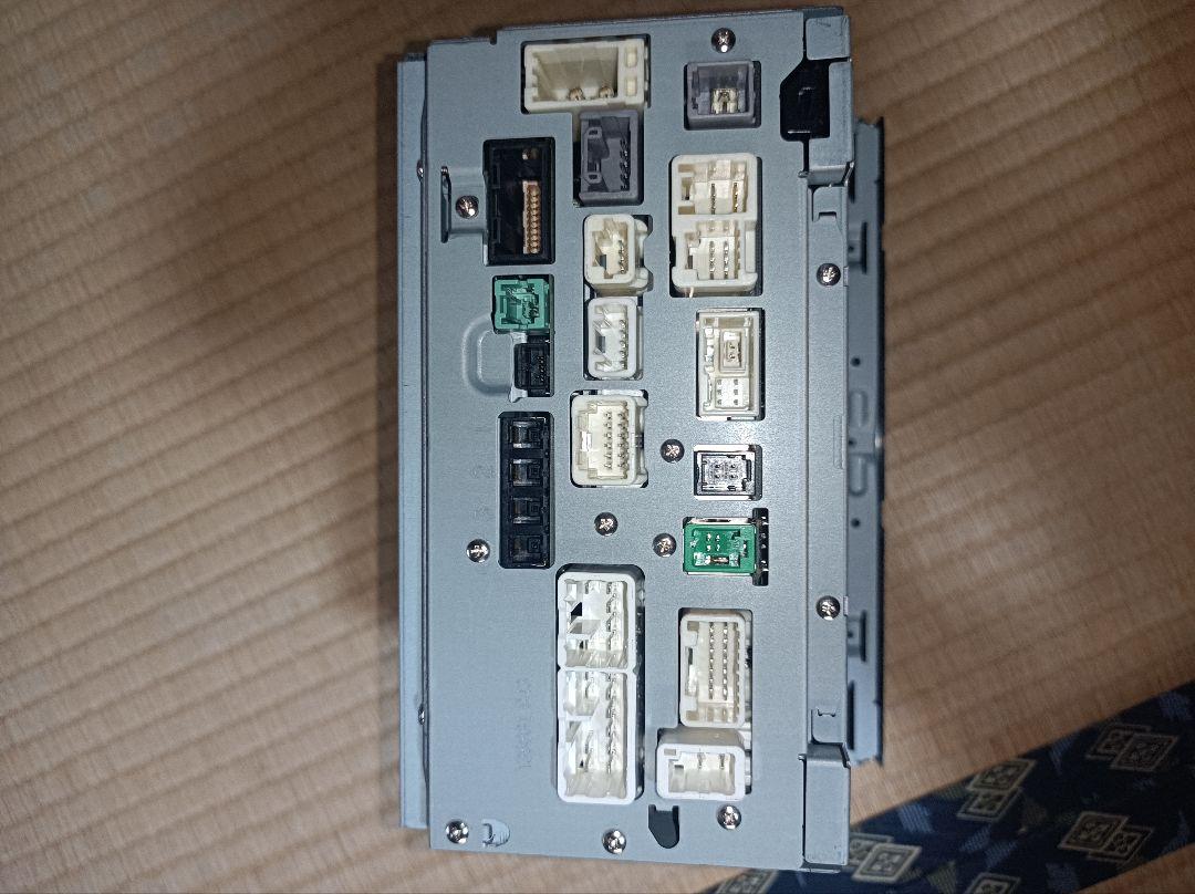 トヨタ純正9インチナビ　NSZT-Y66T