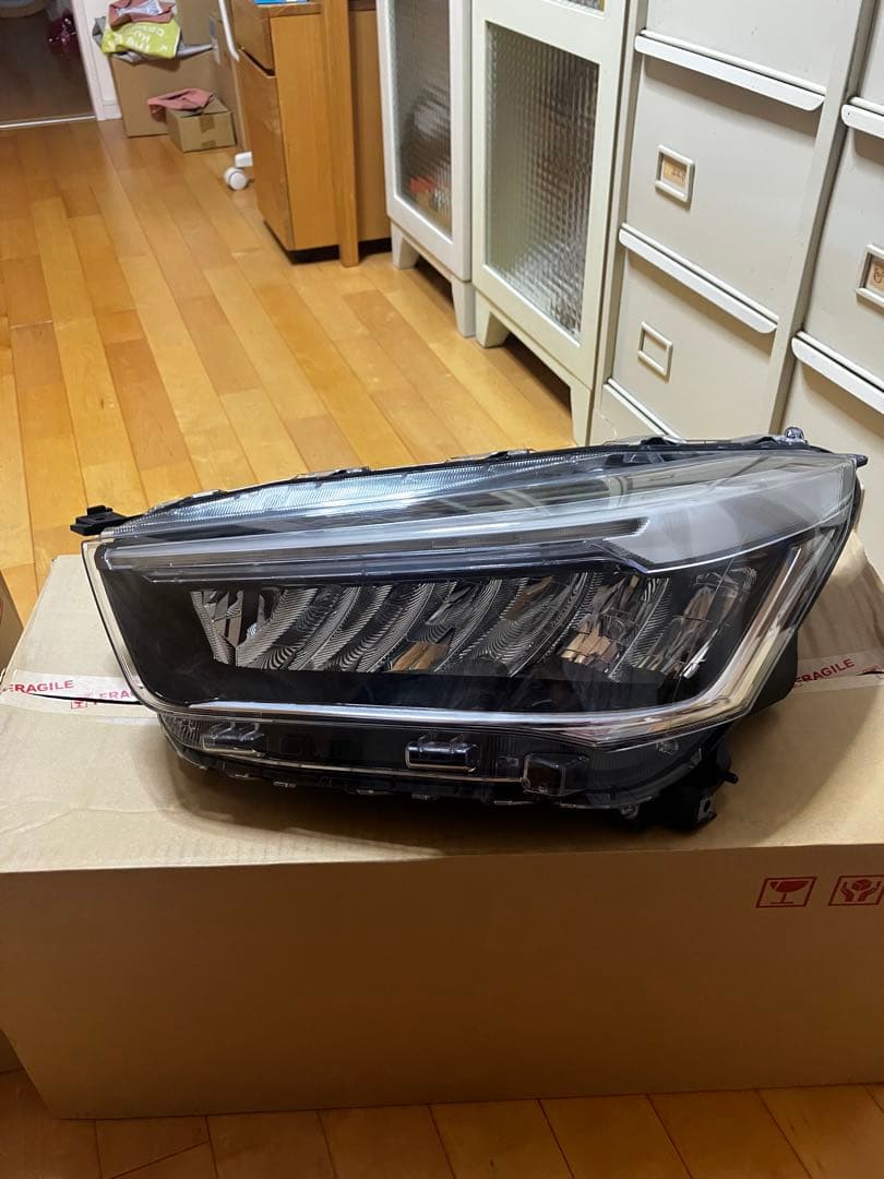 ライズ LEDヘッドライト左右 ライズ LEDヘッドライト左右