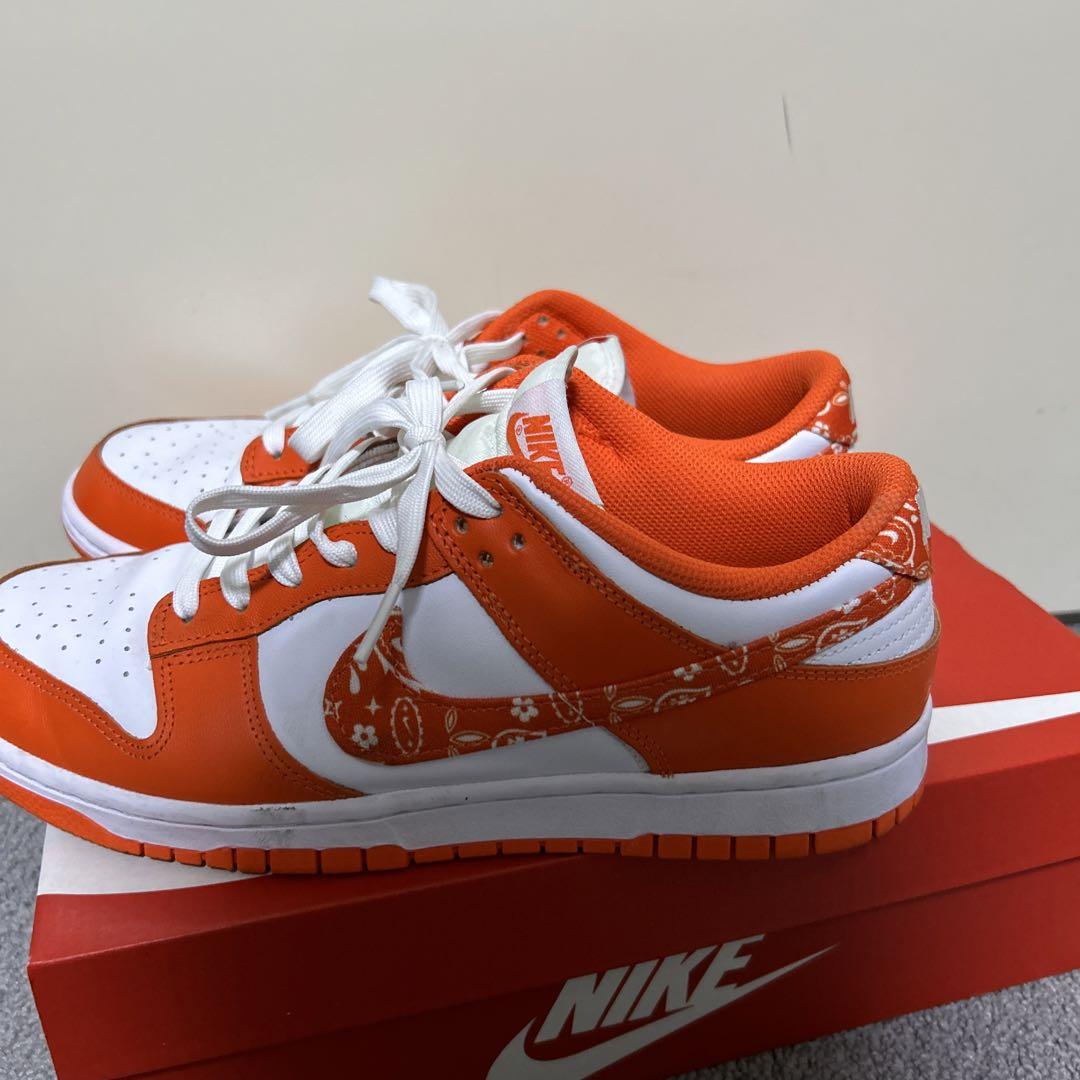 Nike Women's Dunk Low ESS 