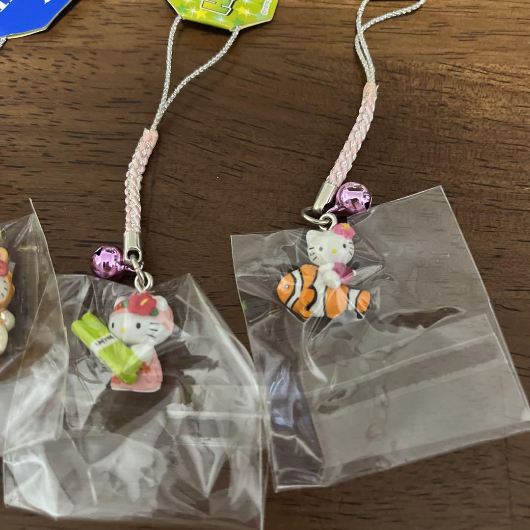ご当地キティちゃん 沖縄限定 まとめ売り - メルカリ