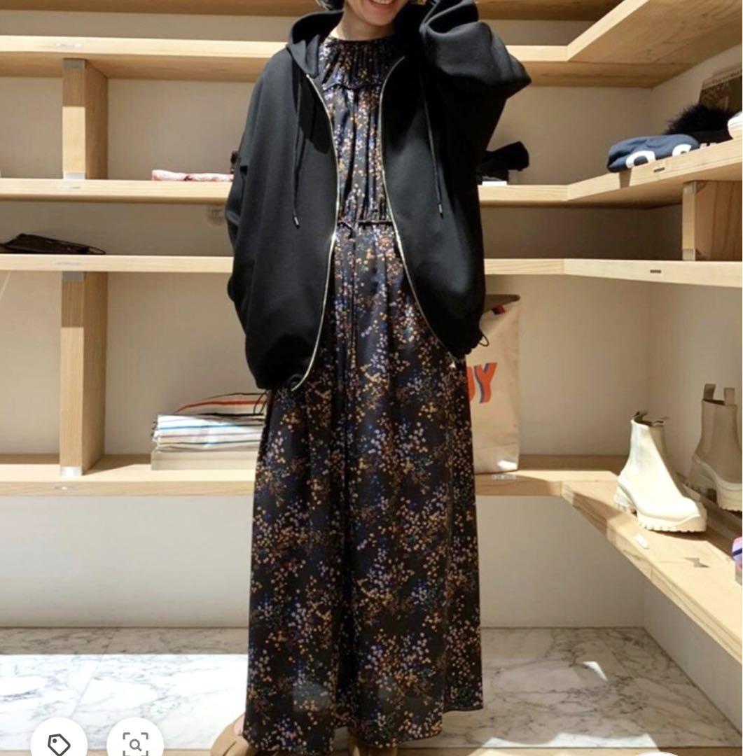【美品】ASTRAET アストラット ギャザーマキシワンピース 花柄　S