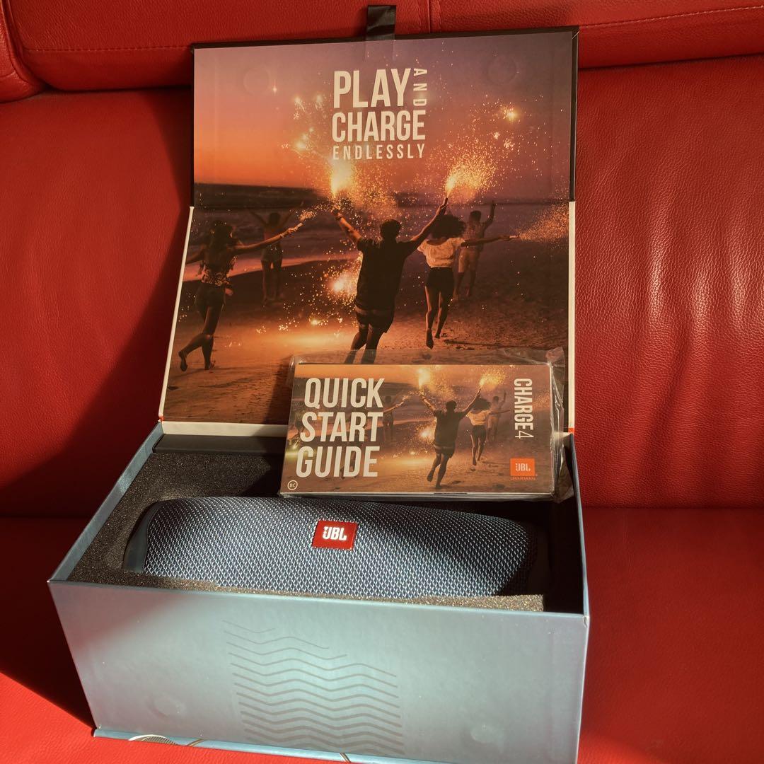 JBL Charge 4 ワイヤレススピーカー JBL Charge 4 | ポータブルBluetoothスピーカー