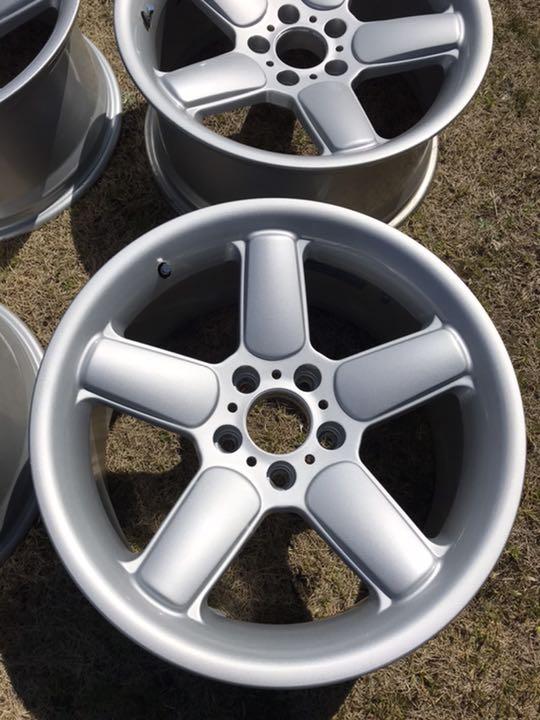 シュニッツァー　タイプ　18インチ BMW