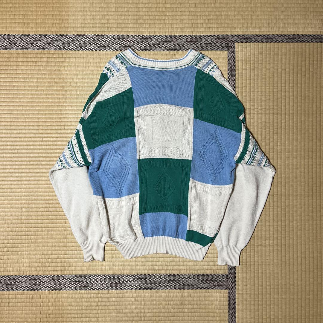 RiccaRooRe クレイジーパターンニット COOGI? Vネック
