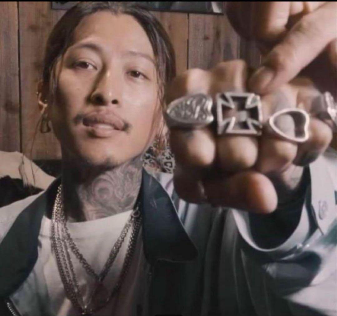 ウィアード weirdo アイアンクロス　23.5号　シルバー925