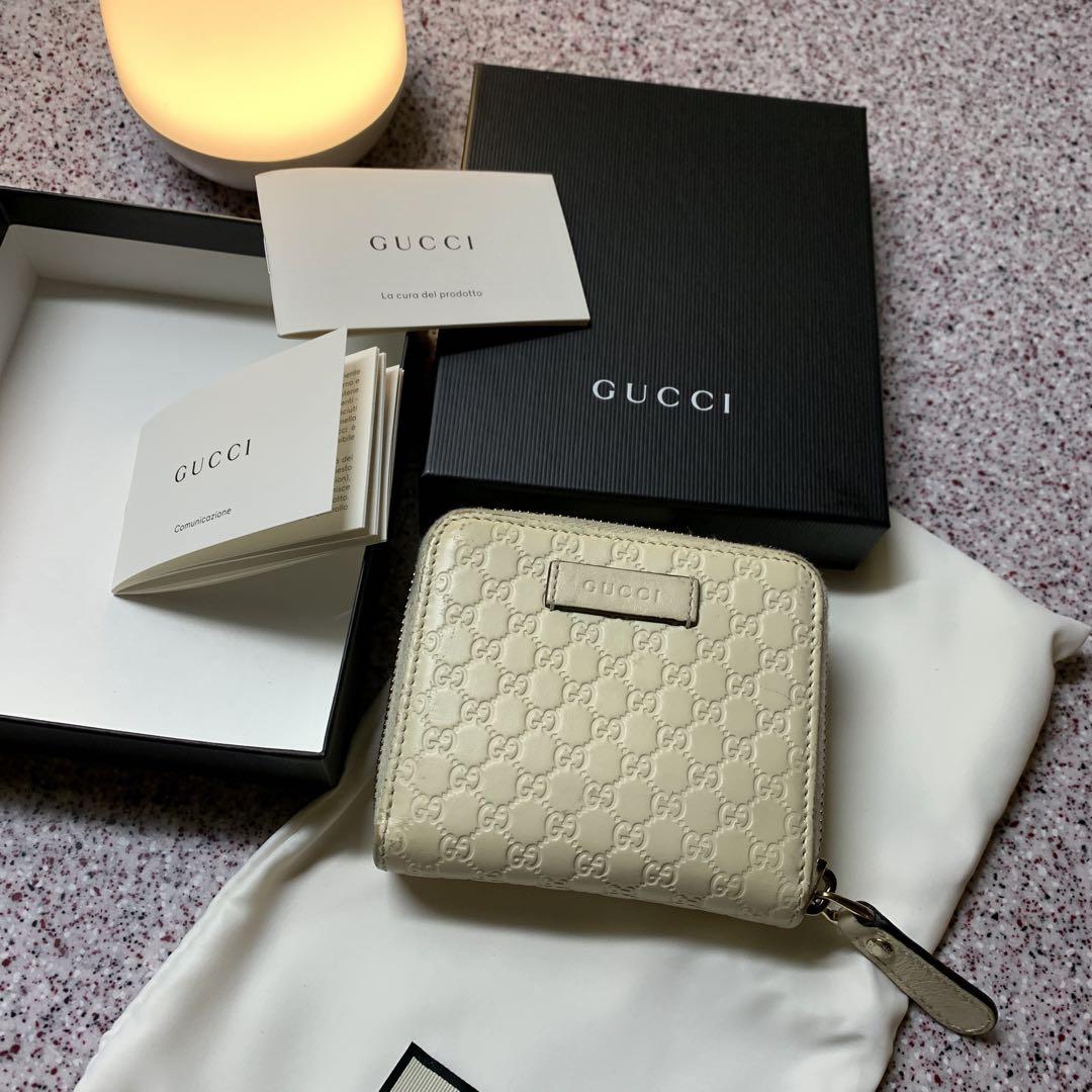 GUCCI 二つ折財布