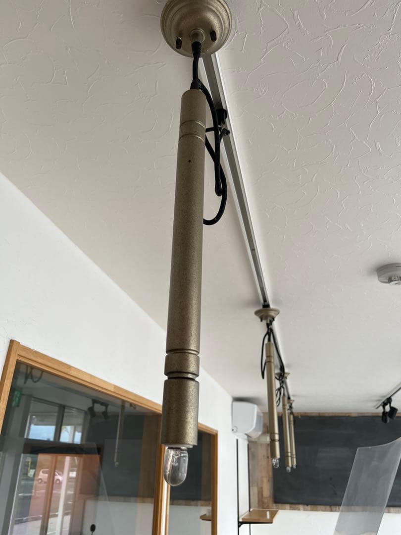 ゴールド 円筒形