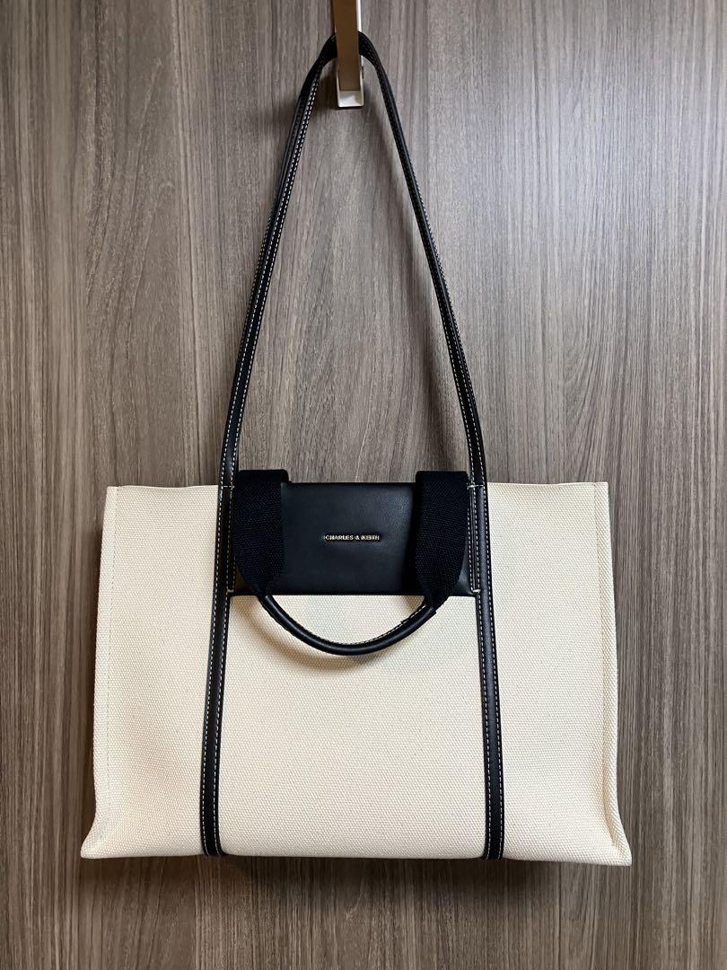 CHARLES ＆ KEITH トートバッグ シャリア ラージダブルハンドル