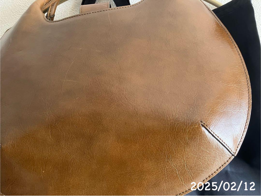 B.stuff 本革バッグ ハンドバッグ 丸型【専用布袋付き】