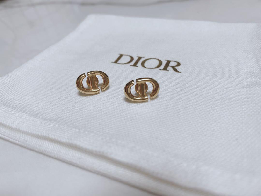Dior ピアスきほちゃん着用定価7.5万円ほど5／7までの出品