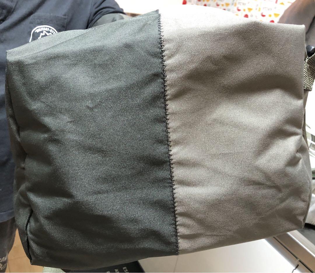OldStussy Nineteen Eighty メッセンジャーバッグ