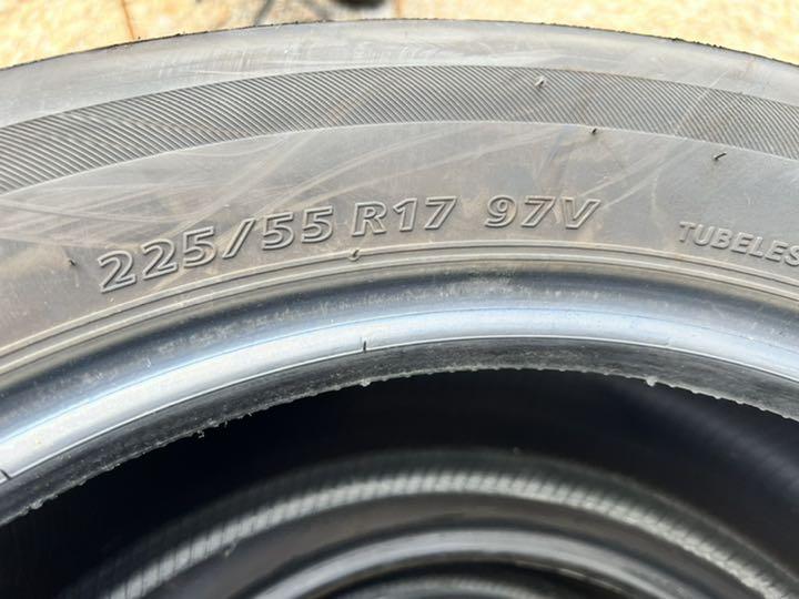 225/55/17 ブリヂストンBRIDGESTONE タイヤ　4本