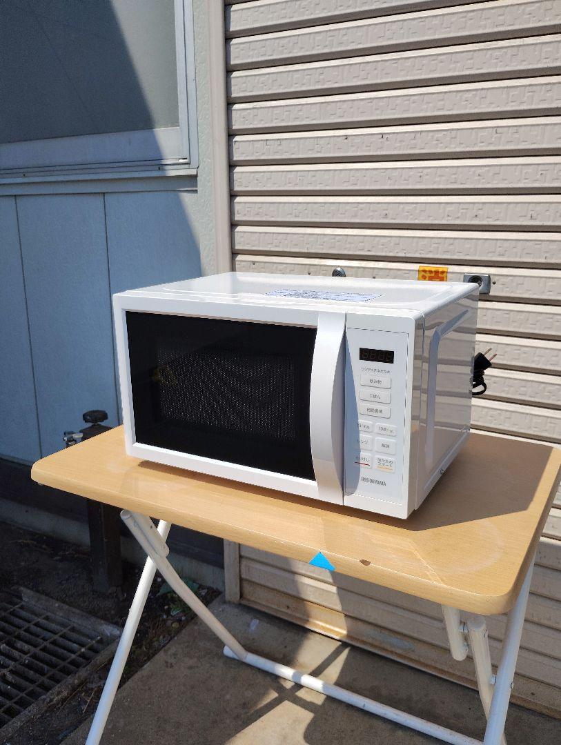 美品【アイリスオーヤマ】2023年製 電子レンジ IMB-T178 ヘルツフリー