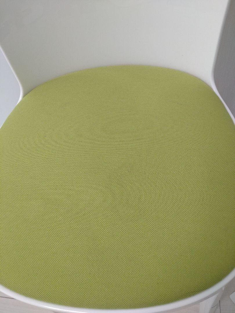 ①MAGIS　VANITY CHAIR　ブルー　１点