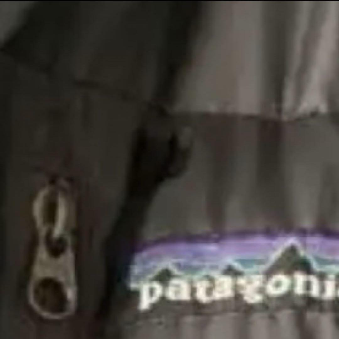 Patagonia ブラック ダウンジャケット