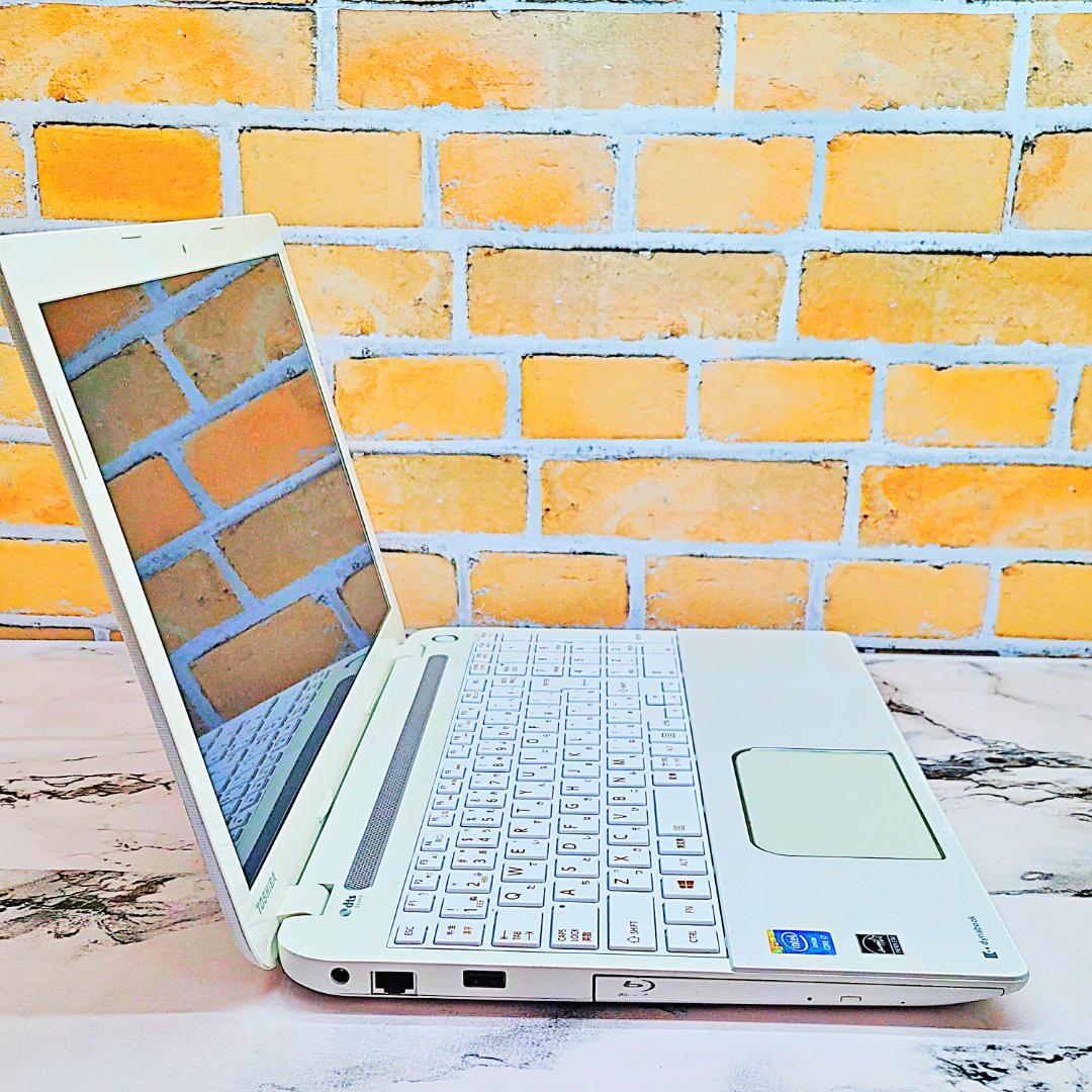 高スペックノートパソコン✨新品SSD240GB❣️最強Core-i7＆メモリ８G