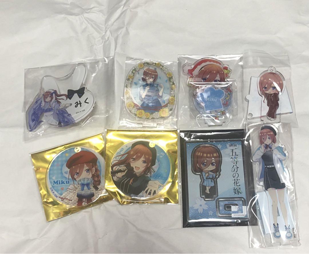 五等分の花嫁 中野四葉 アクリルスタンド まとめ売り - メルカリ