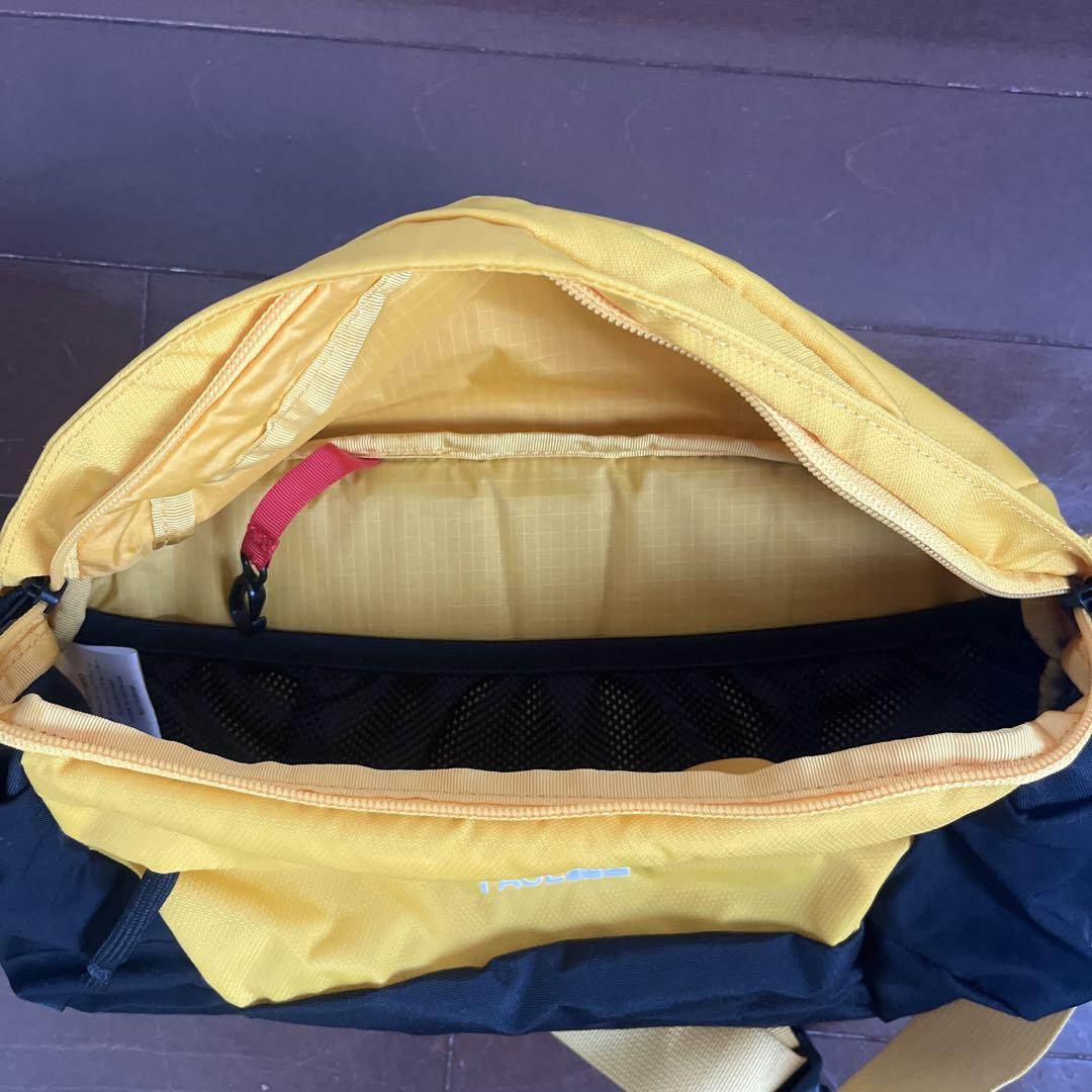 THE NORTH FACE ボディバッグ イエロー・ブラック THE NORTH FACE ボディバッグ イエロー/ブラック - メルカリ