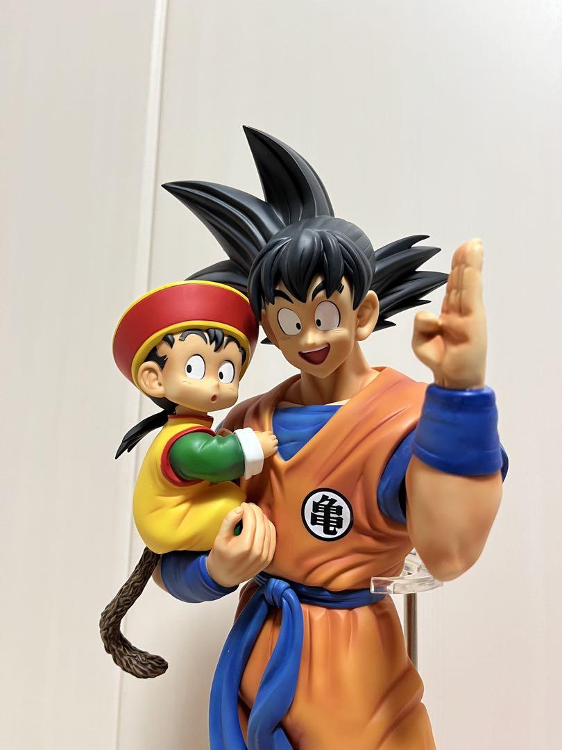 ドラゴンボールフィギュア　ギガンティックシリーズ　孫悟空&孫悟飯