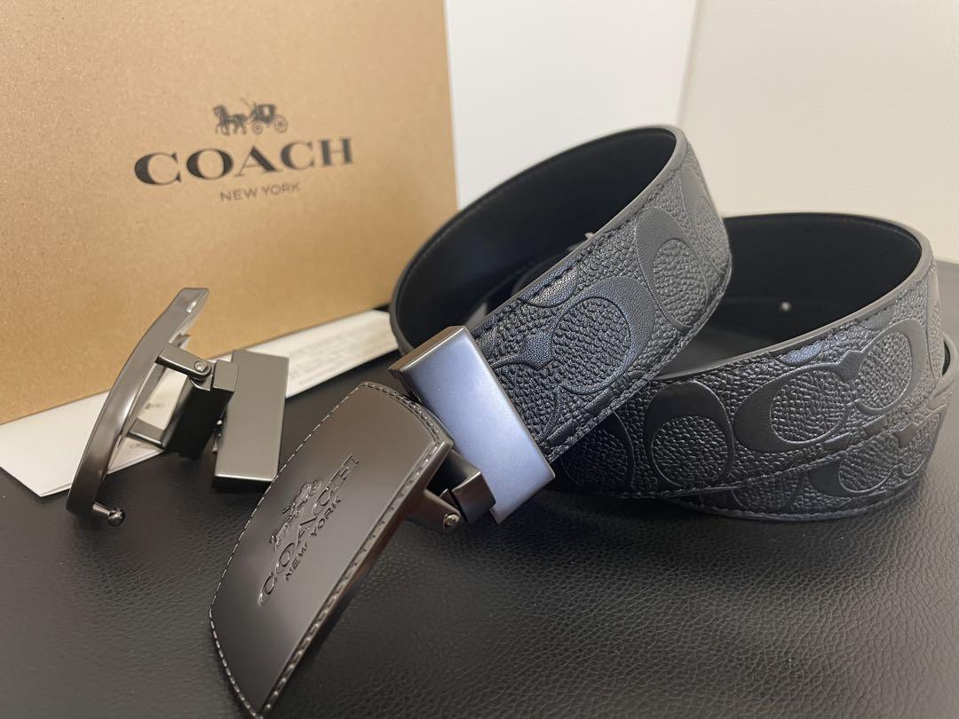 新品coachコーチレザーリバーシブルフリーサイズベルトギフト箱付き