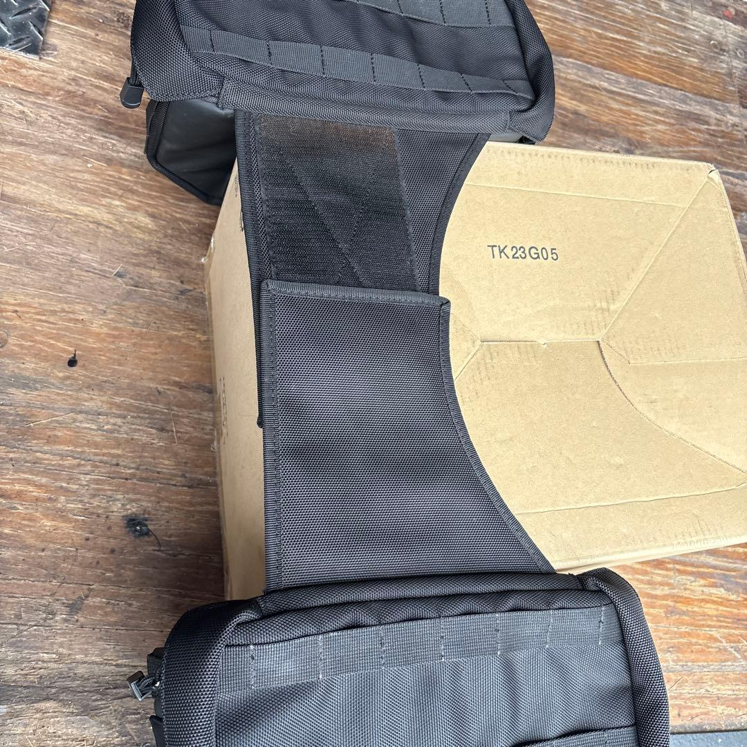 THRASHIN ブラック サドルバッグ THRASHIN ブラック サドルバッグ