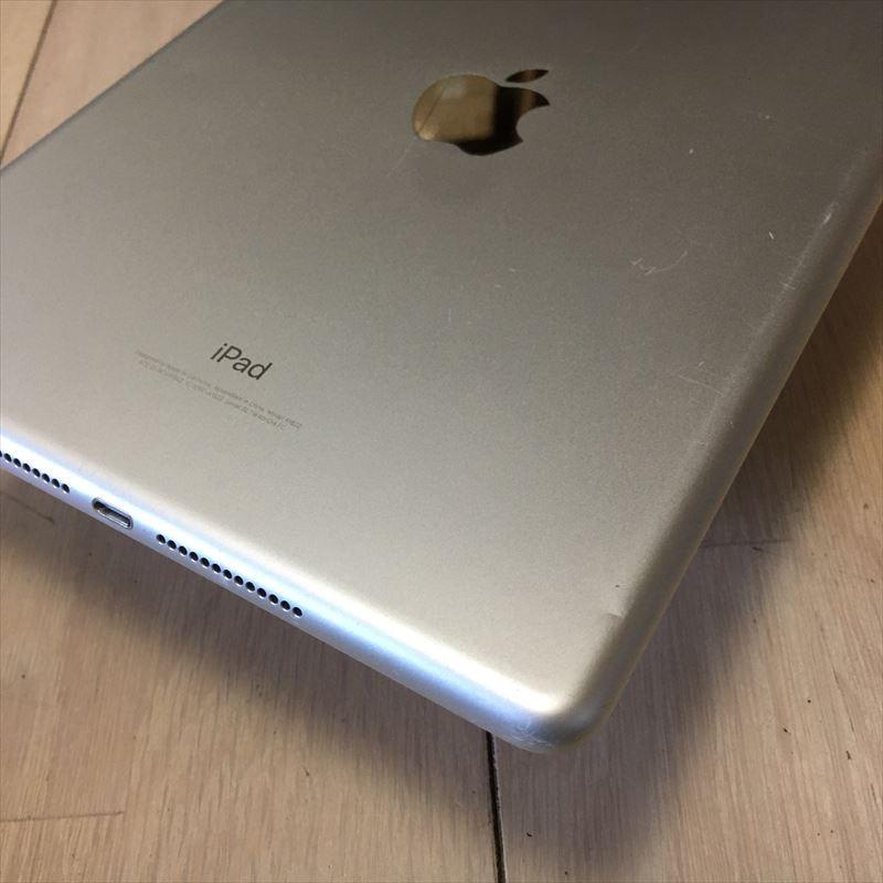 653) Apple iPad 第5世代 WiFi 32GB シルバー