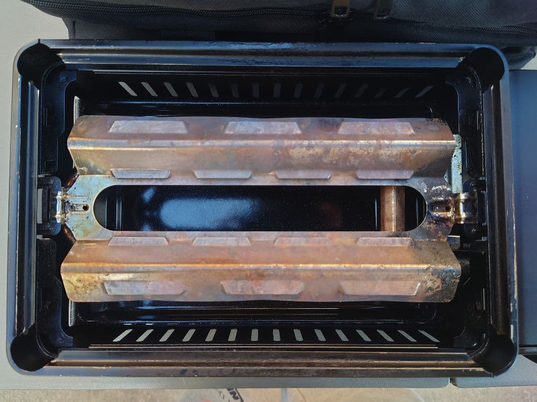 イワタニ炙りや FUTURE FOX専用ケース 別注鉄板 網付き イワタニ炙りや FUTURE FOX専用ケース 別注鉄板 網付き