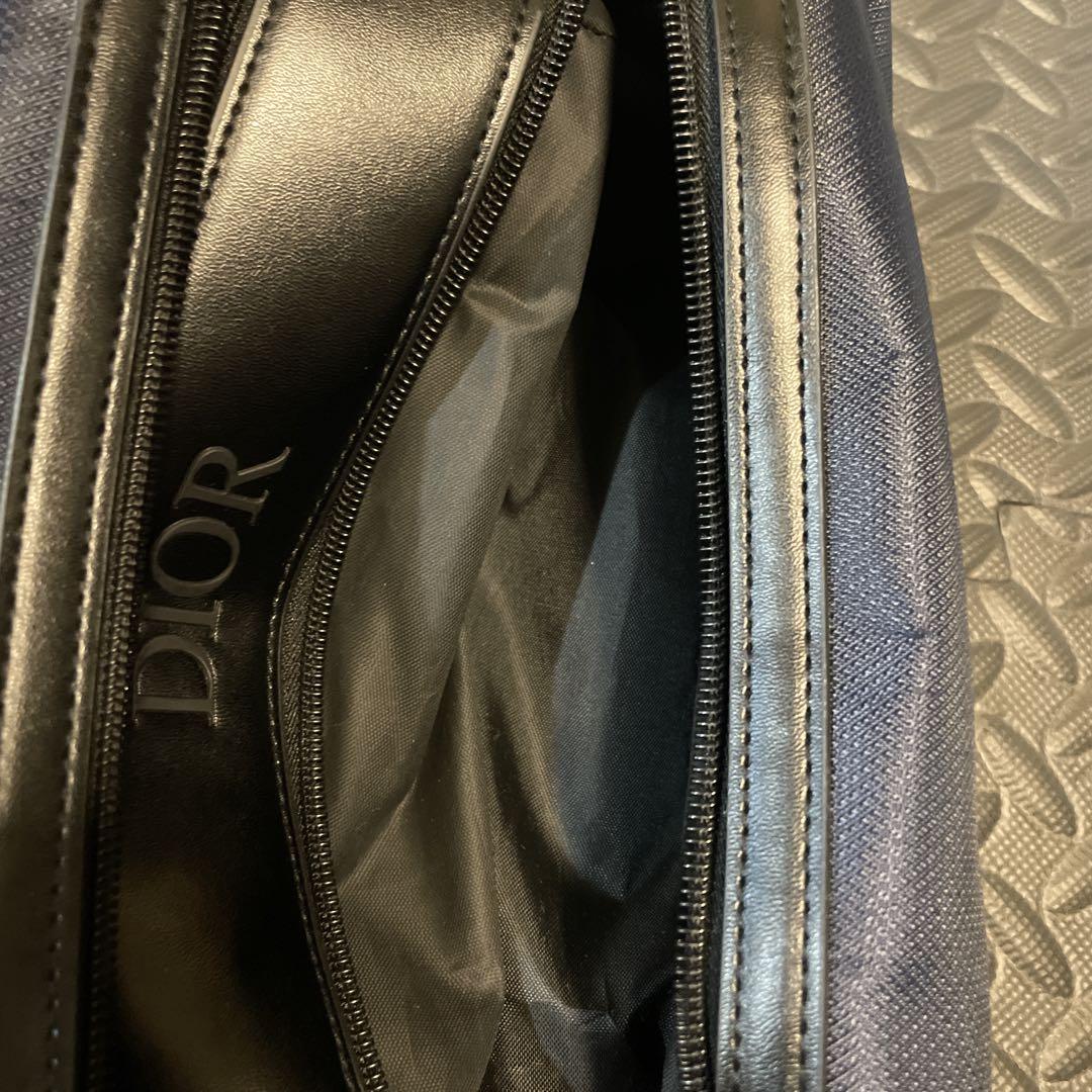美品　Dior クラッチバッグ ネイビー　本物