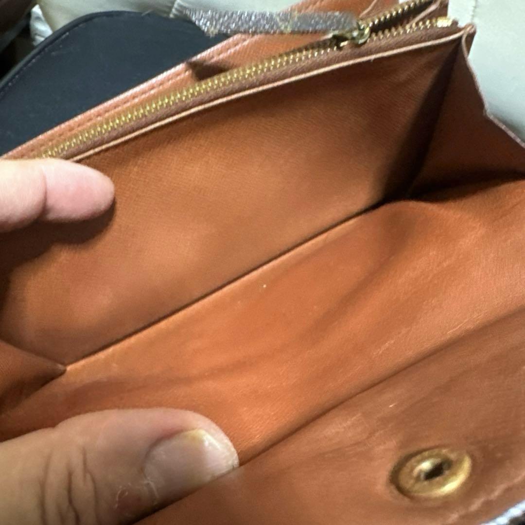 ⑥☆良品☆カード2枚タイプ♪サラ長財布