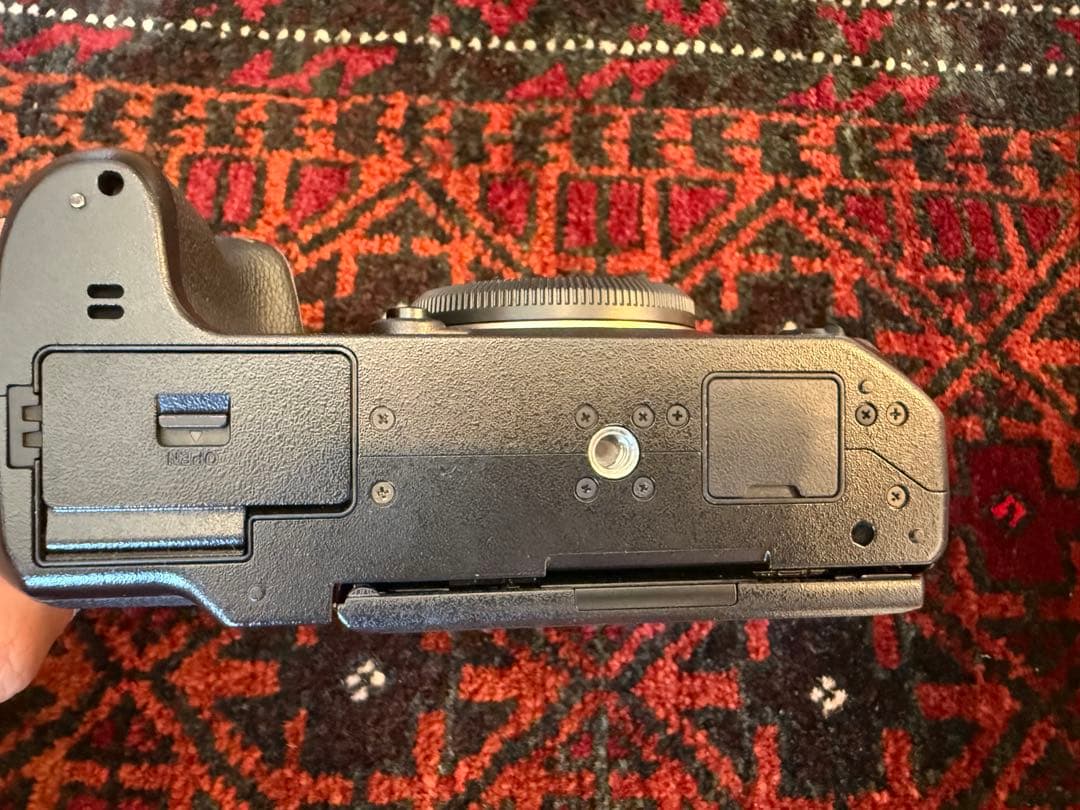 FUJIFILM X-H1 ミラーレス一眼カメラ