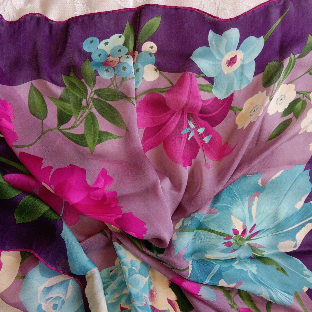 LEONARD 花柄シルクスカーフ大判