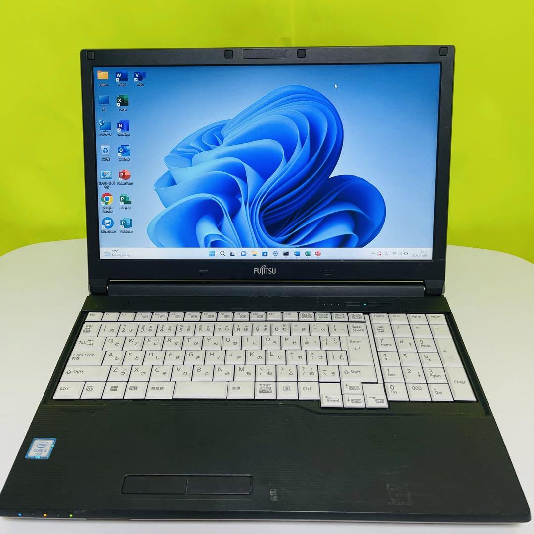 T148 FujitsuノートパソコンSSD DVDマルチWindows11