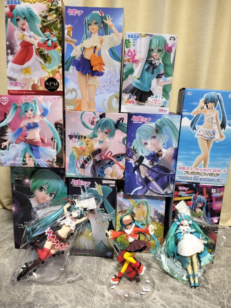 安価 ワタナベ 初音ミク フィギュア14点まとめ売り - メルカリ ゲームキャラクター