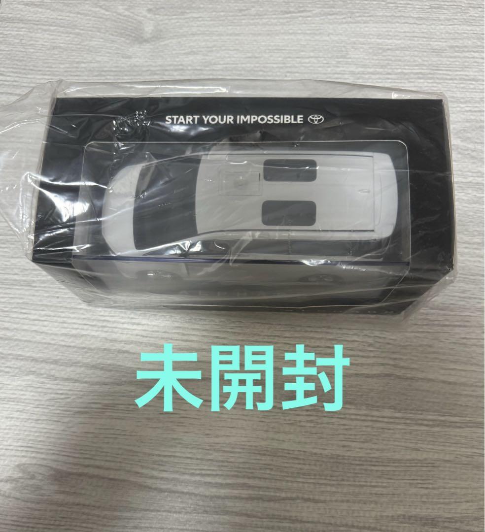 新型アルファード 非売品 白 ミニカー 1/30