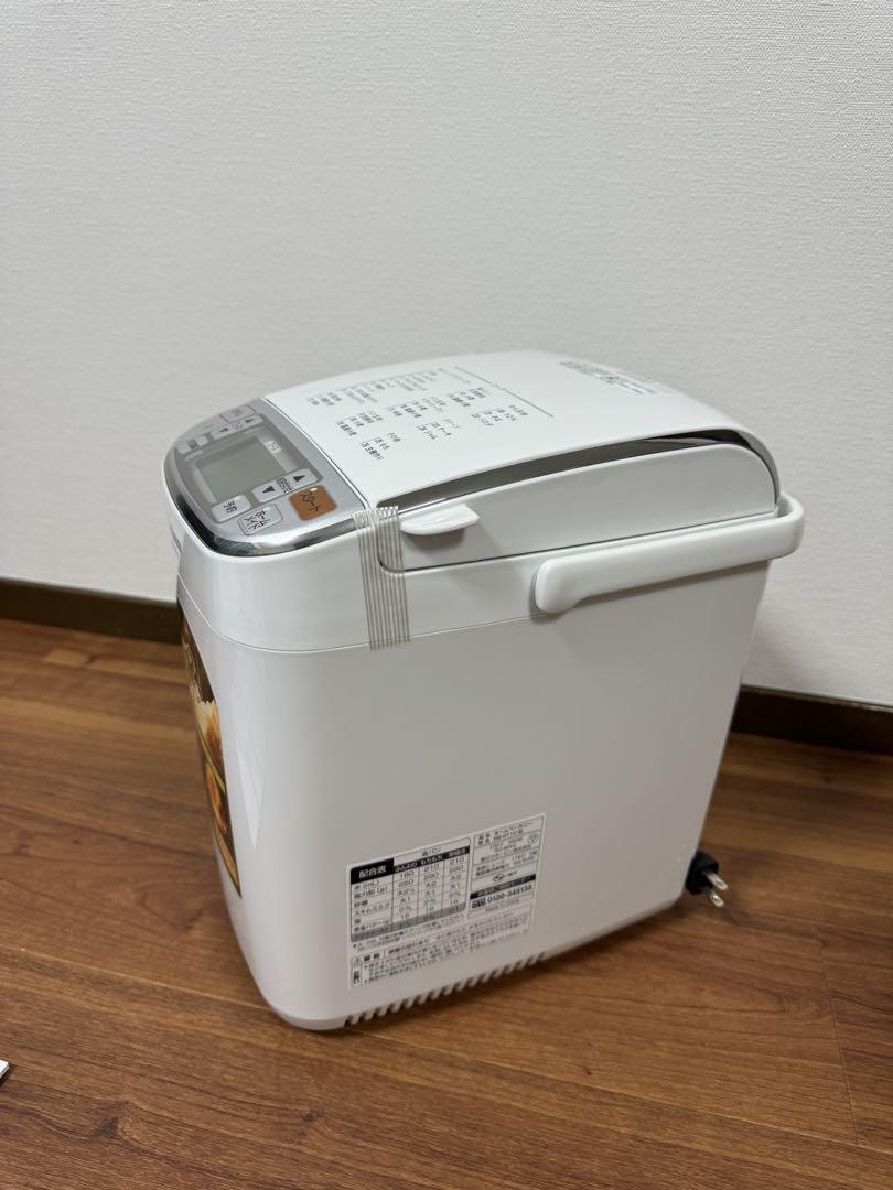 【未使用品】ZOJIRUSHI BB-ST10-WAホームベーカリーパンくらぶ